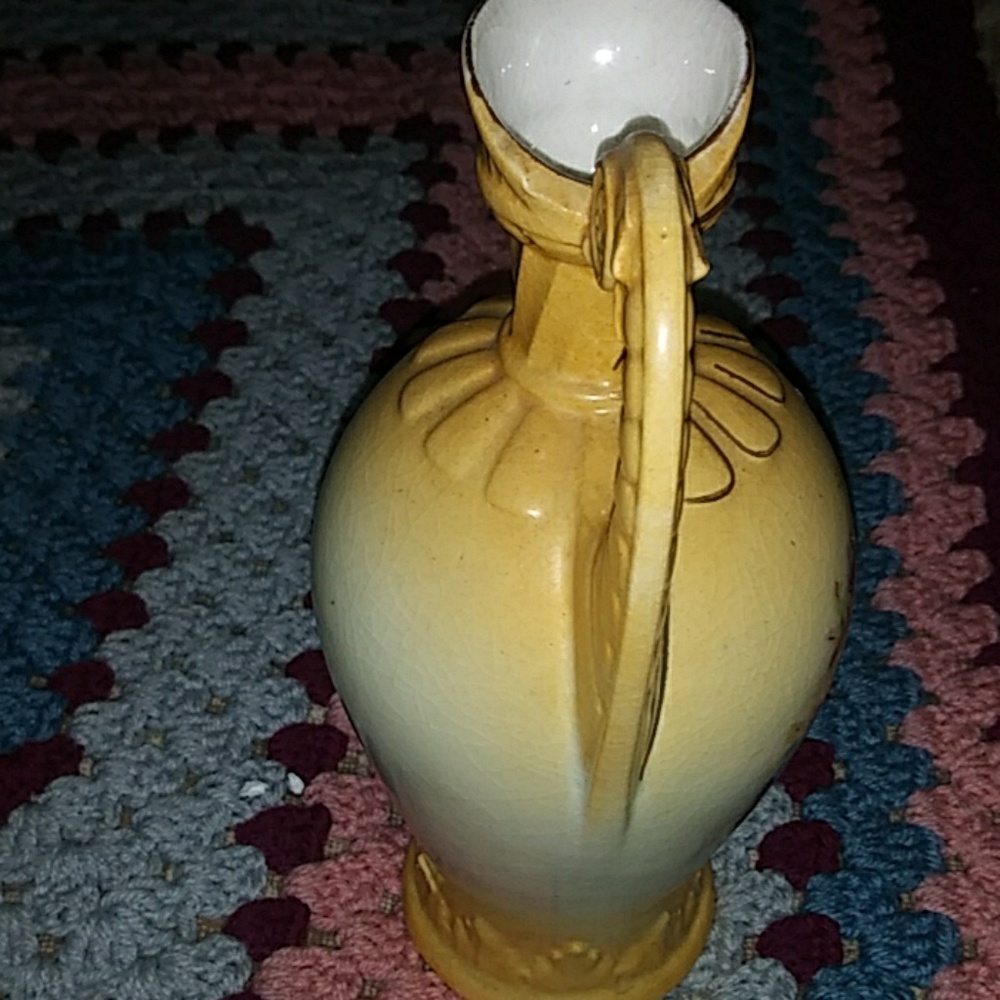 Vase - Picture 3 of 3